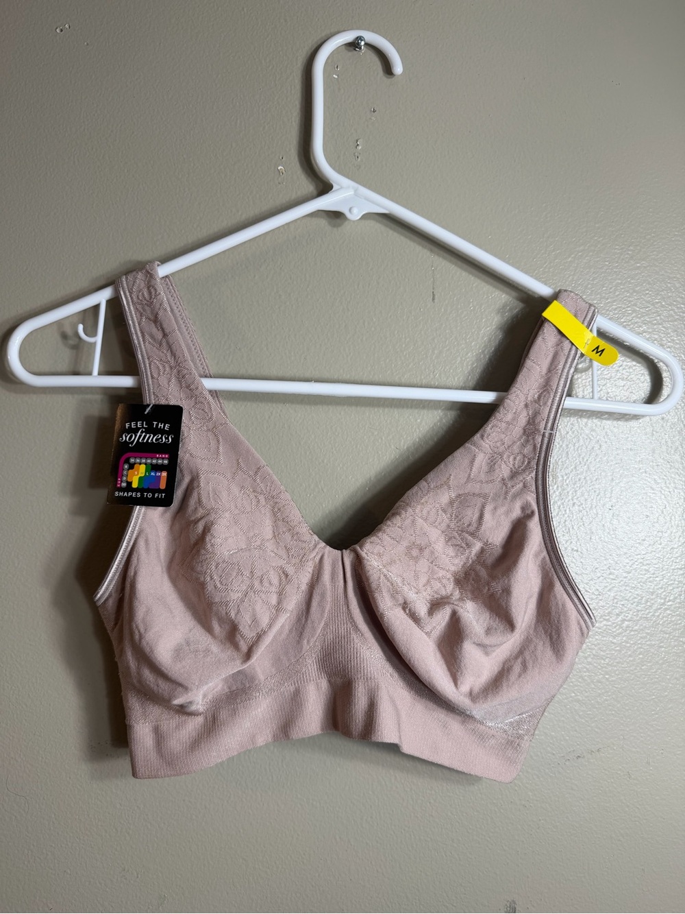 NWT Wireless Comfort Bra Soft Stretch Full Coverage Blush Nude Size M